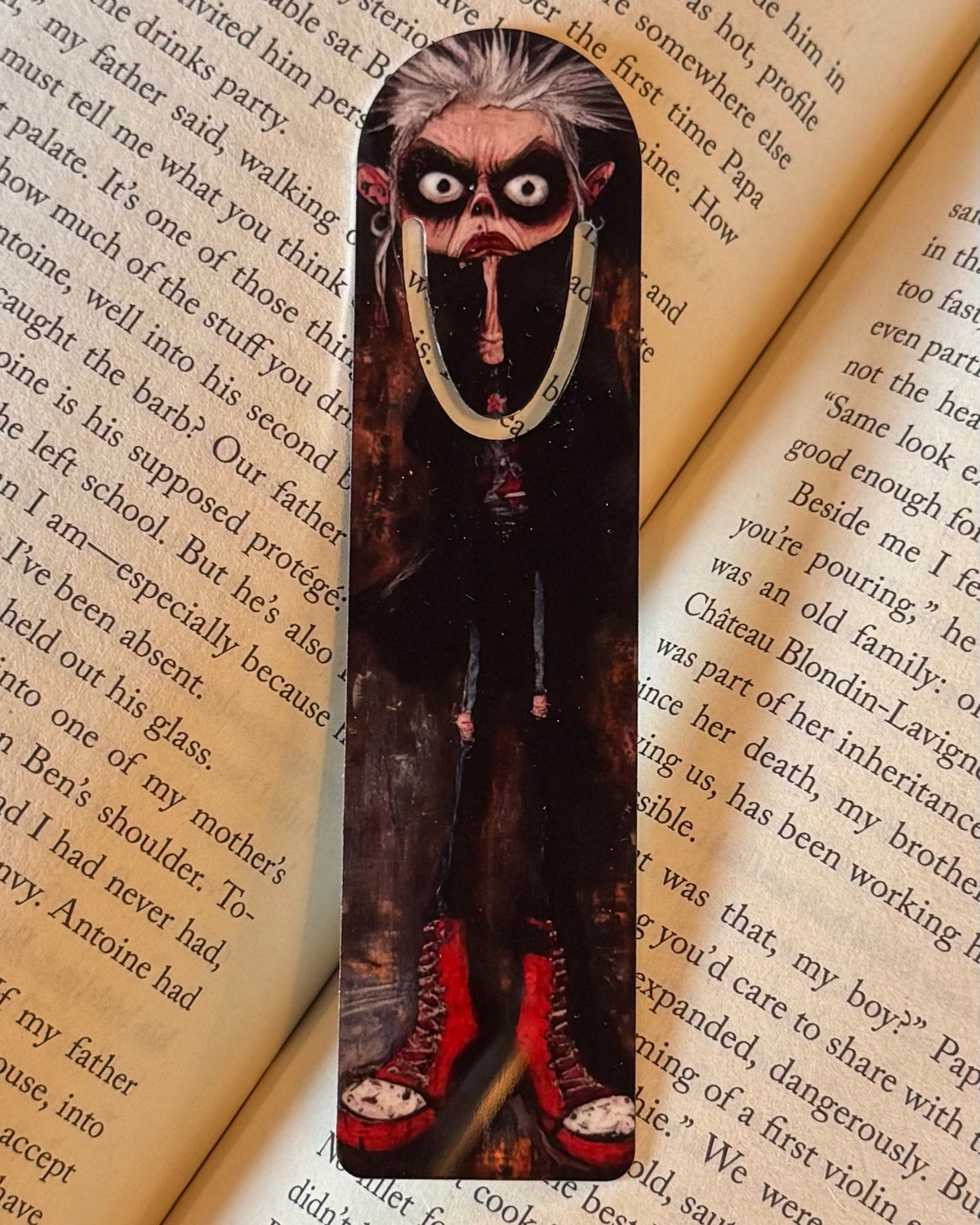 Bookmark - Mystery Gaze