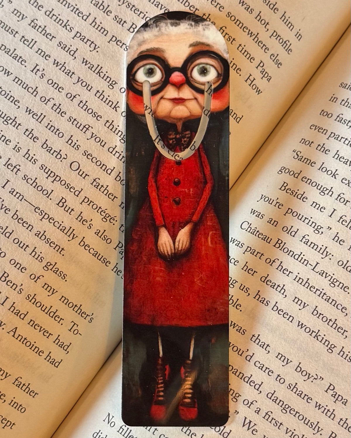 Bookmark - Lady in Red